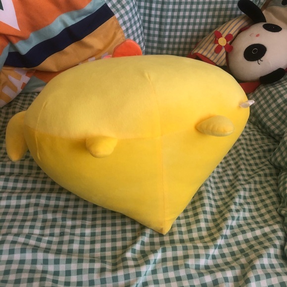 Jumbo large chicken stuffed animal plush - Picture 4 of 4